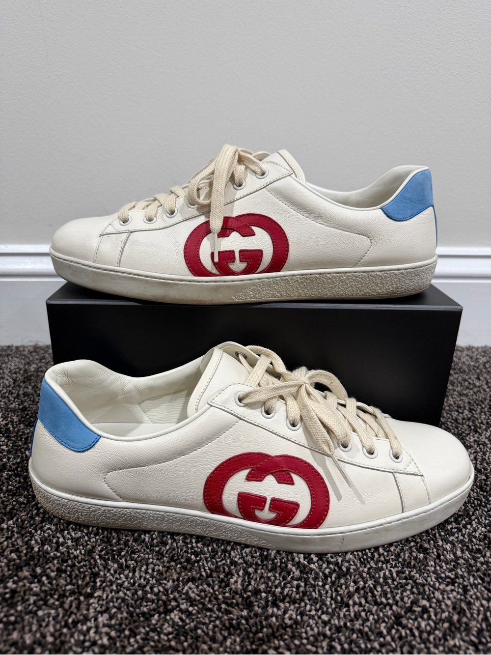 Gucci Ace Interlocking GG Red Logo / White Lowtop Sneakers